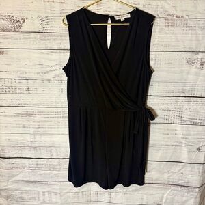 Emma & Michele Black V-Neck Romper Tie Waist Pockets